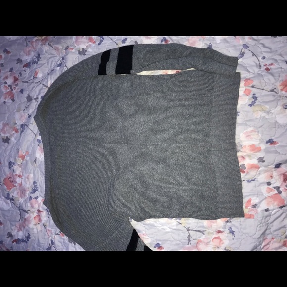 Sweater - Picture 2 of 3